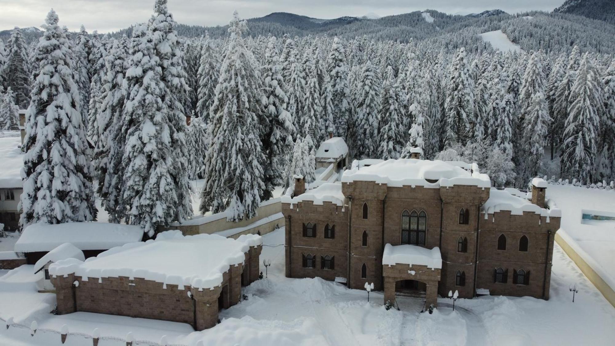 The Castle - Your Unique Way Of Retreat Borowez Exterior foto